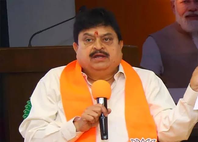 సుప్రీంకోర్టును రాజకీయాల్లోకి లాగడం సరికాదు: రాహుల్ గాంధీ మార్చ్‌పై తెలంగాణ బీజేపీ చీఫ్ రామచందర్ రావు విమర్శలు