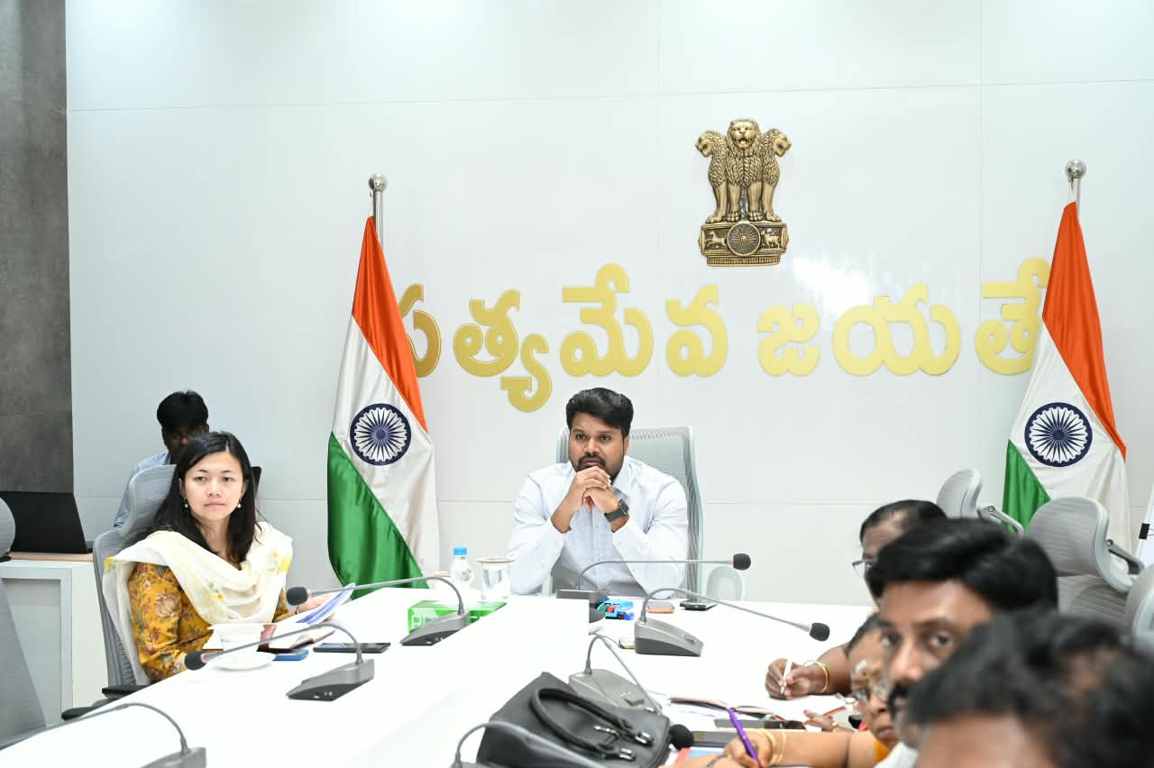 స్థానిక సంస్థల ఎన్నికల ఏర్పాట్లను గడువులోగా పూర్తి చేయాలి