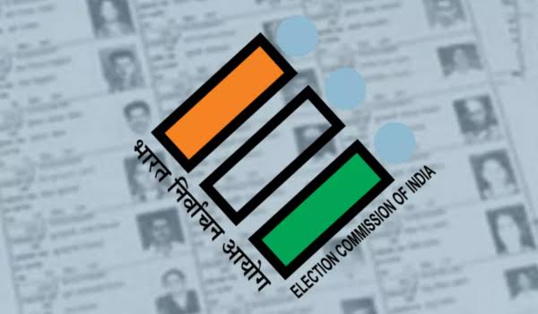 తెలంగాణలో కొత్త ఓటర్ల నమోదుకు ప్రత్యేక శిబిరాలు