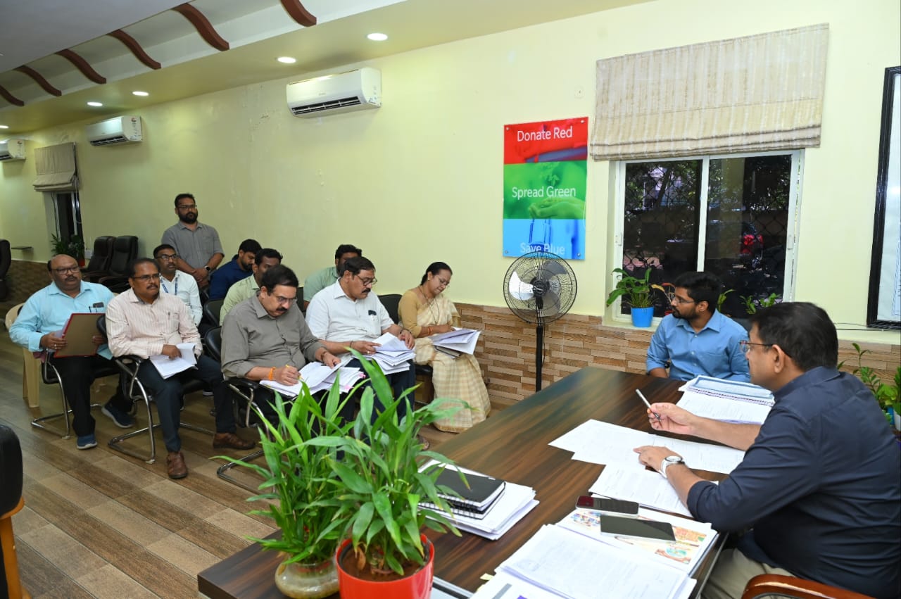 స్థానిక సంస్థల ఎన్నికలకు పకడ్బందీ ఏర్పాట్లు చేయాలి
