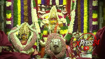 ఉజ్జయిని మహంకాళి ఆలయంలో మంత్రుల ప్రత్యేక పూజలు