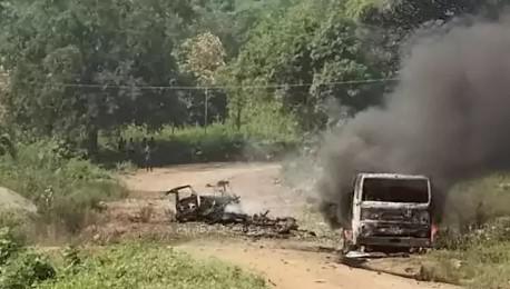 జిలెటిన్‌స్టిక్స్‌ పేలి.. ఐదుగురు మృతి