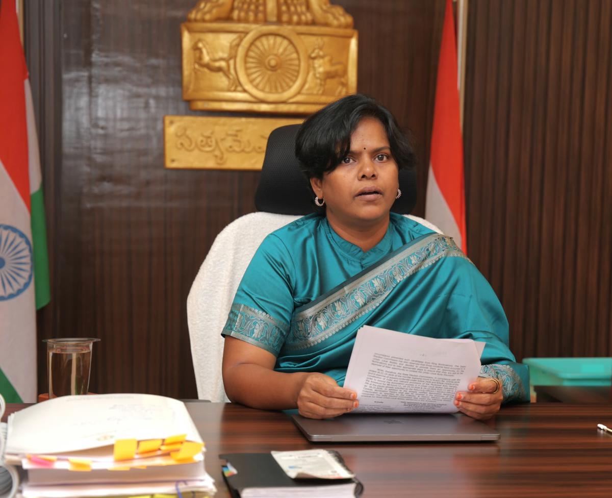 నర్సీపట్నం, ఎలమంచిలి మున్సిపాలిటీల ఎన్నికలకు ఏర్పాట్లు పూర్తి