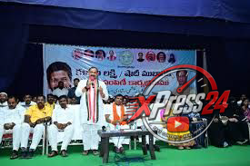 నిజామాబాద్ లో కళ్యాణ లక్ష్మీ షాది, ముభారక్ చెక్కుల పంపిణీ