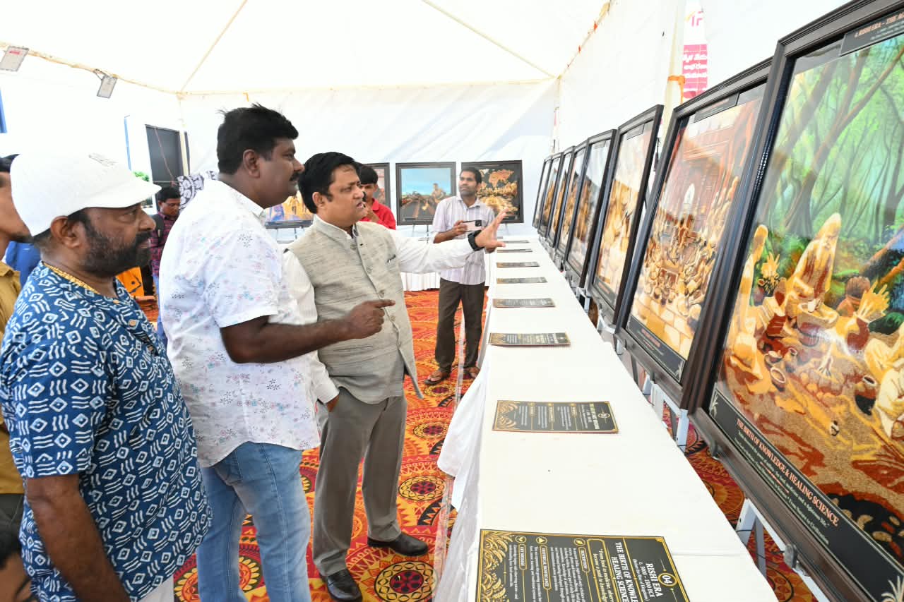 చిరుధాన్యాలతో ఆహార చరిత్రను ఆవిష్కరించిన చిత్రకారుడు