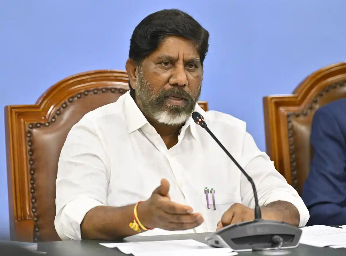 పర్యావరణం, సామాజిక సమస్యలపై షార్ట్ ఫిలింలు తీయాలి: భట్టి విక్రమార్క