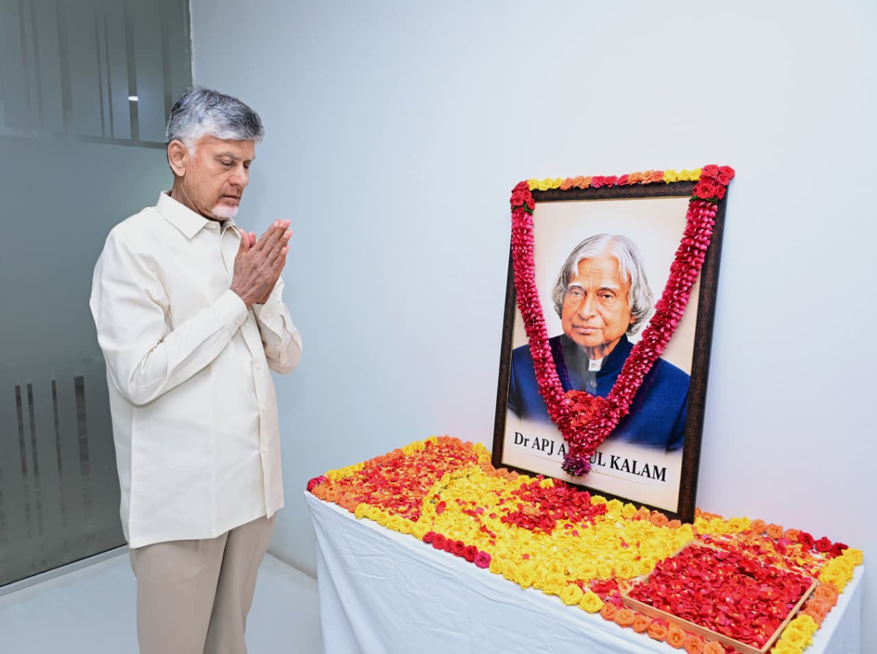 అబ్దుల్ కలాం సేవలు చిరస్మరణీయం: సీఎం చంద్రబాబు, మంత్రి లోకేశ్