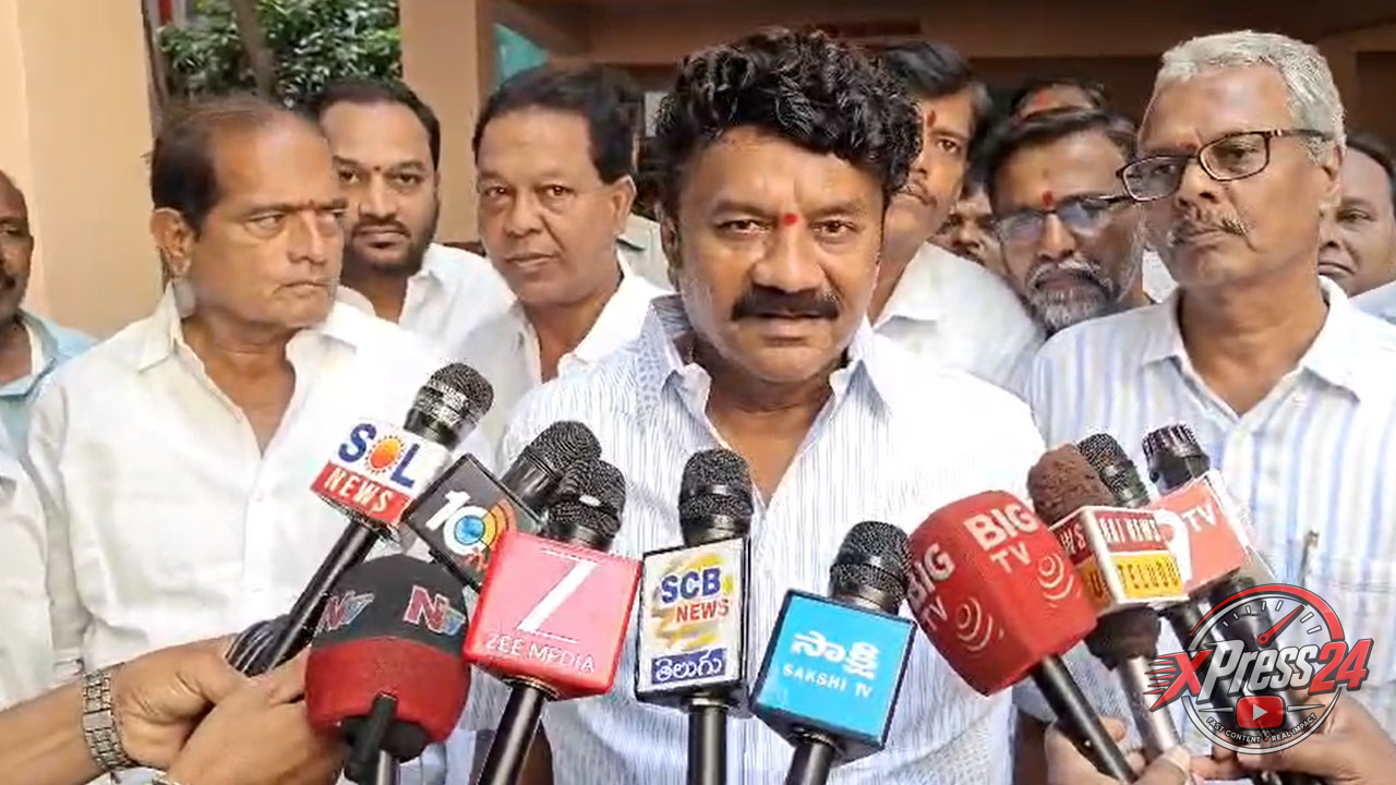 కాంగ్రెస్ హామీల అమలుపై తలసాని విమర్శలు