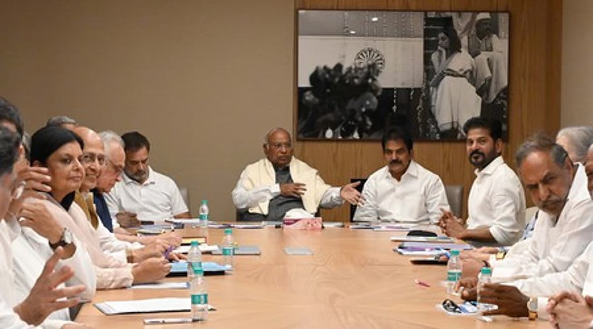 ఢిల్లీలో జరిగిన కాంగ్రెస్ సమావేశంలో కీలక నిర్ణయాలు