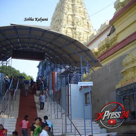 భద్రాచలం సీతారామచంద్ర స్వామి ఆలయ పునర్నిర్మాణ పనుల పరిశీలన