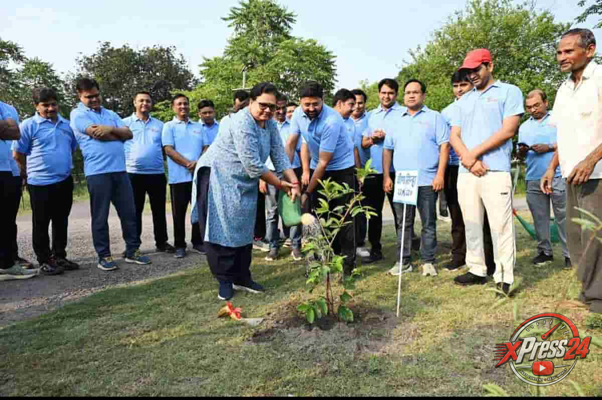 రైల్వే వ్యాగన్ వర్క్షాప్లో స్వచ్ఛత హి సేవా