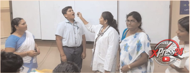 నలుగురు నవ్వేద్దాం..... ఆరోగ్యాన్ని కాపాడుదాం  విద్యార్థులకు నులిపురుగుల నివారణ మాత్రలు.. పరిసరాలపై వైద్యుల అవగాహన