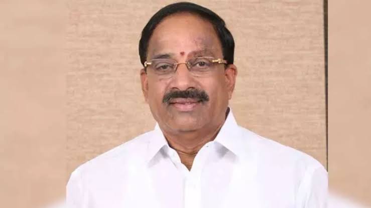 వర్షాభావ పరిస్థితులపై అధికారులతో మంత్రి తుమ్మల నాగేశ్వరరావు సమీక్ష