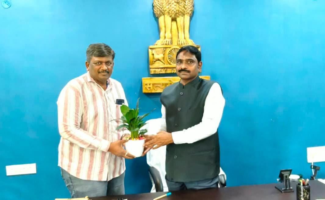 పార్వతీపురం మున్సిపల్ కమిషనర్‌గా బి. రాంగోపాల్ బాధ్యతల స్వీకరణ