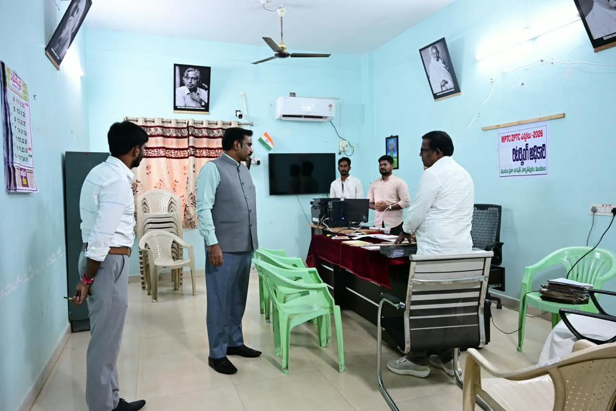 నామినేషన్ల ప్రక్రియ ప్రశాంతంగా సాగేలా చర్యలు తీసుకోవాలి